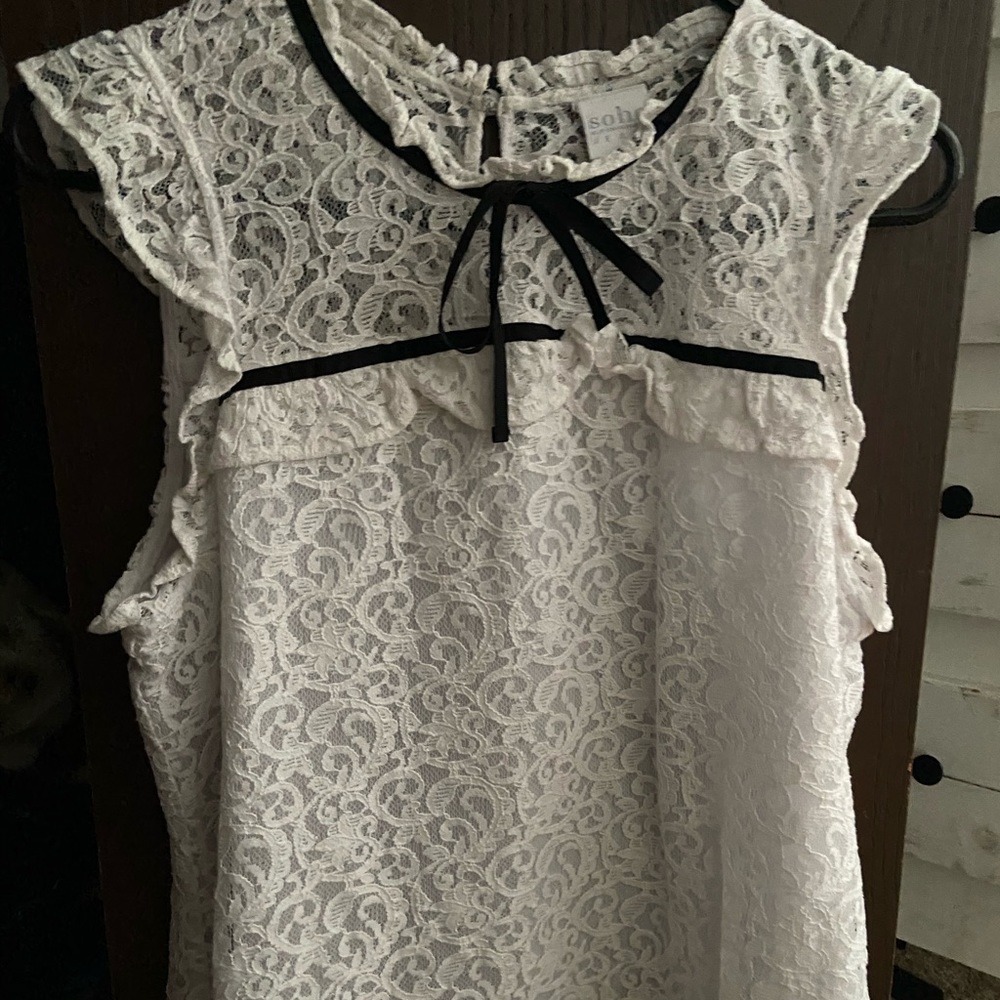 New York and company white lace blouse